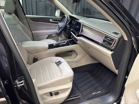 2024 Volkswagen Atlas SEL 4Motion