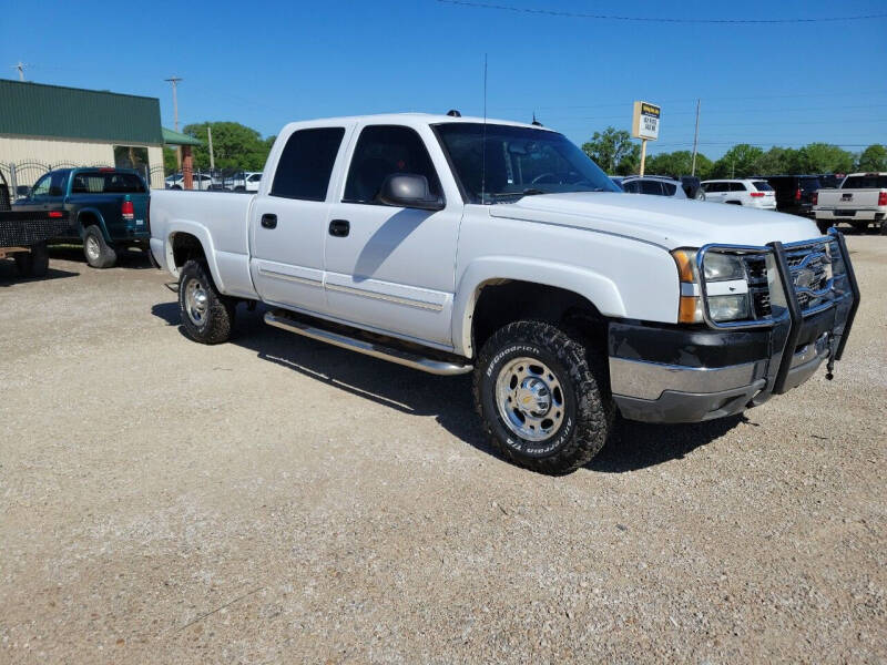 2005 Chevrolet Silverado 2500HD for sale at Frieling Auto Sales in Manhattan KS