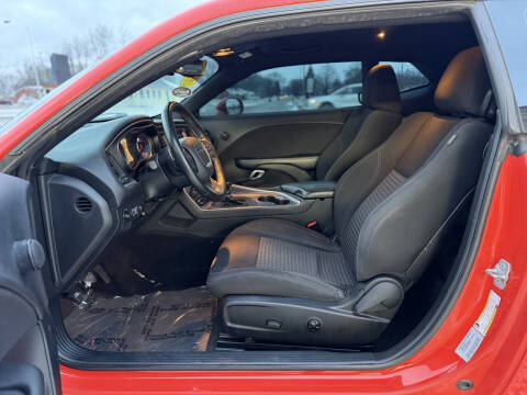 2017 Dodge Challenger SXT