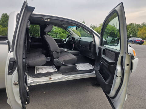 2010 Nissan Titan SE