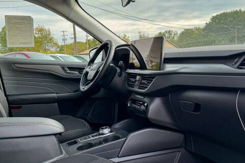 2025 Ford Escape Active