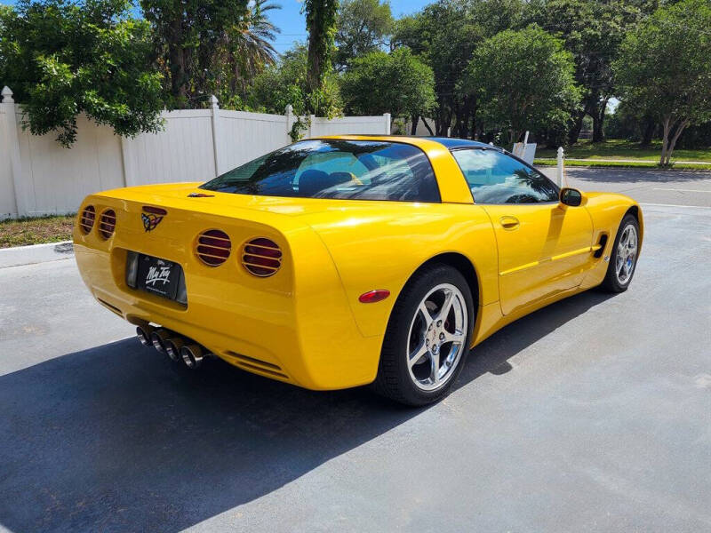 2004 Chevrolet Corvette
