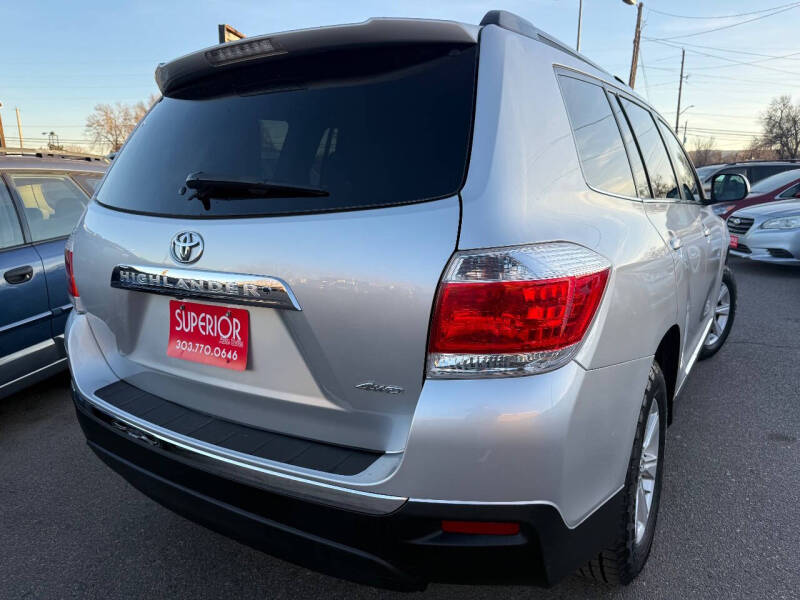 2011 Toyota Highlander SE