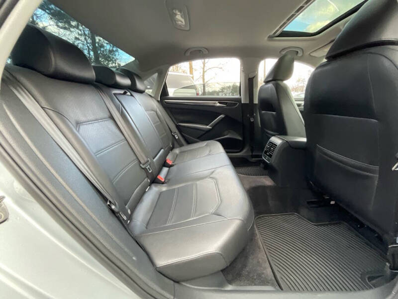 2016 Volkswagen Passat