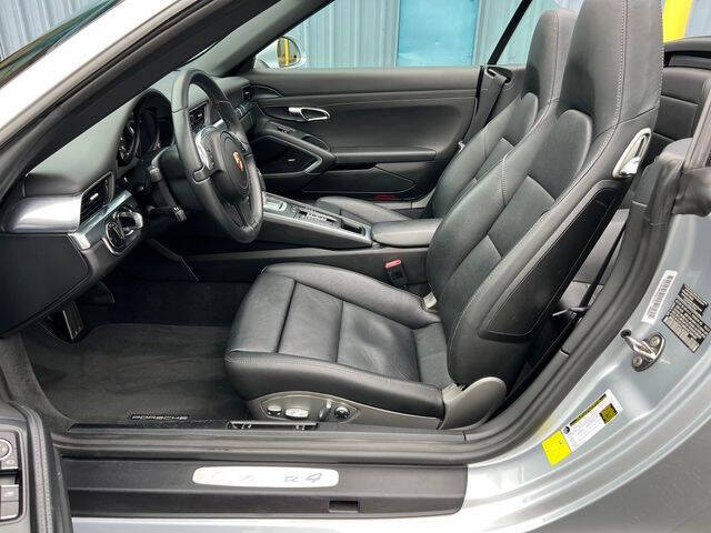 2014 Porsche 911 Carrera 4