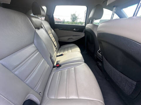 2019 Kia Sorento EX V6