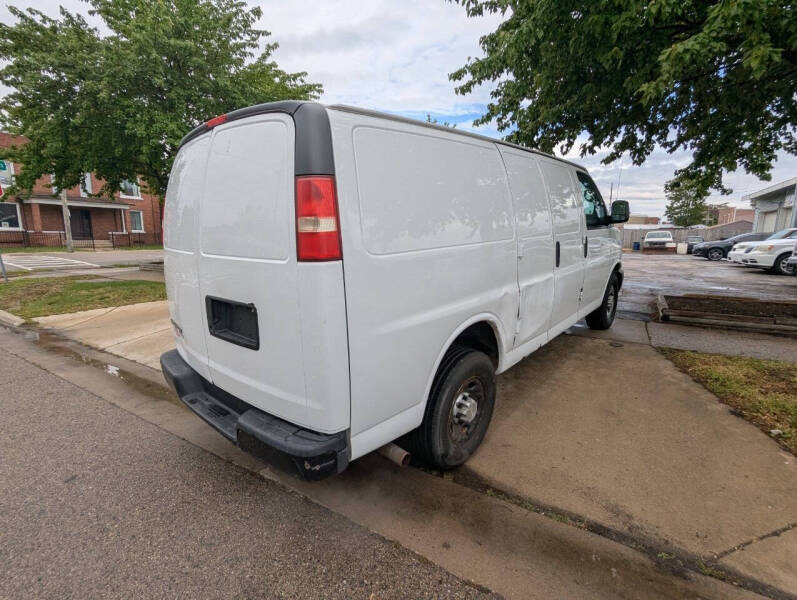 2014 Chevrolet Express 2500