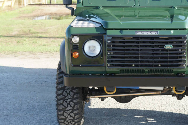 2000 Land Rover Defender