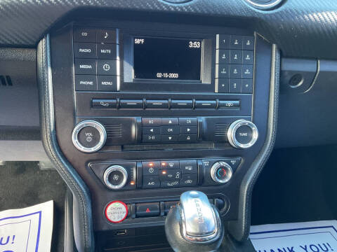 2017 Ford Mustang V6