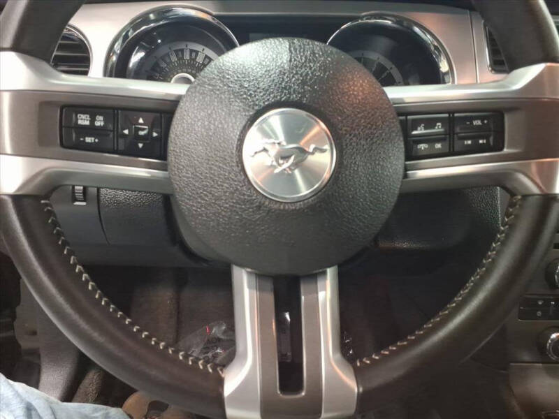 2013 Ford Mustang V6