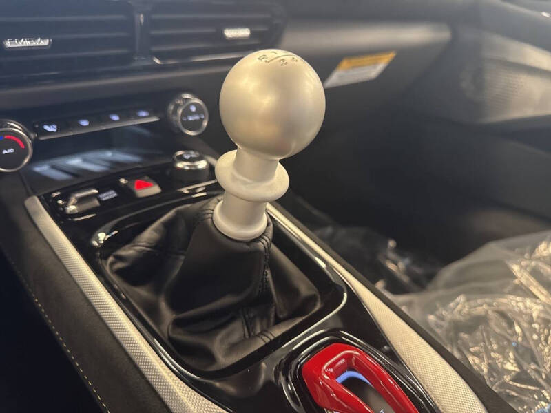 2026 Lotus Emira V6 SE