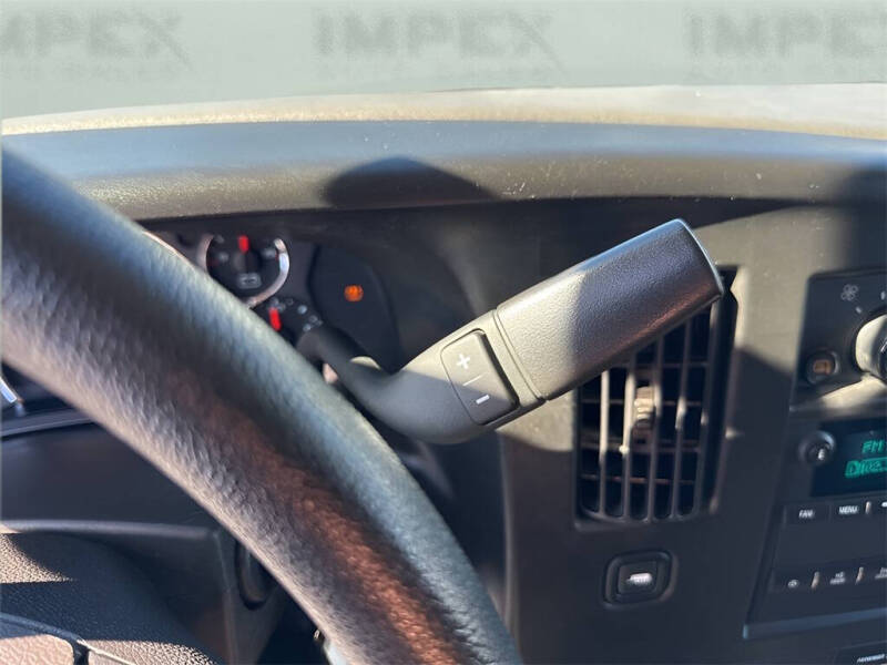 2023 GMC Savana 2500