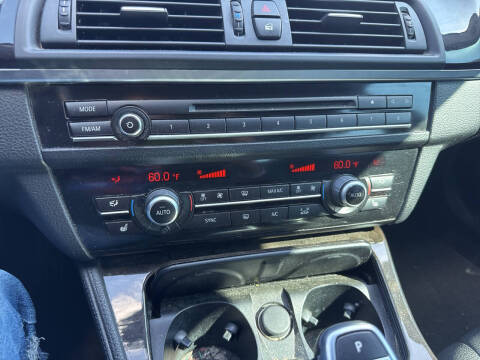 2016 BMW 5 Series 528i xDrive