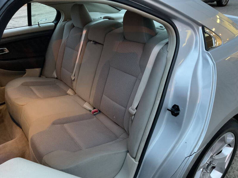 2012 Ford Taurus SEL