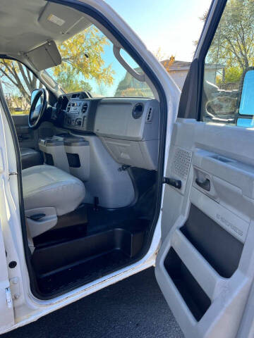 2012 Ford E-Series E-150