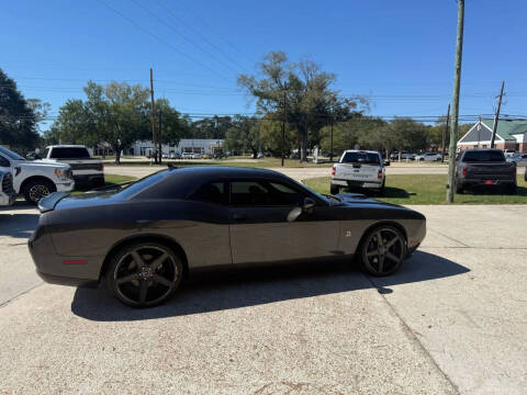 2017 Dodge Challenger 392 HEMI Scat Pack Shaker