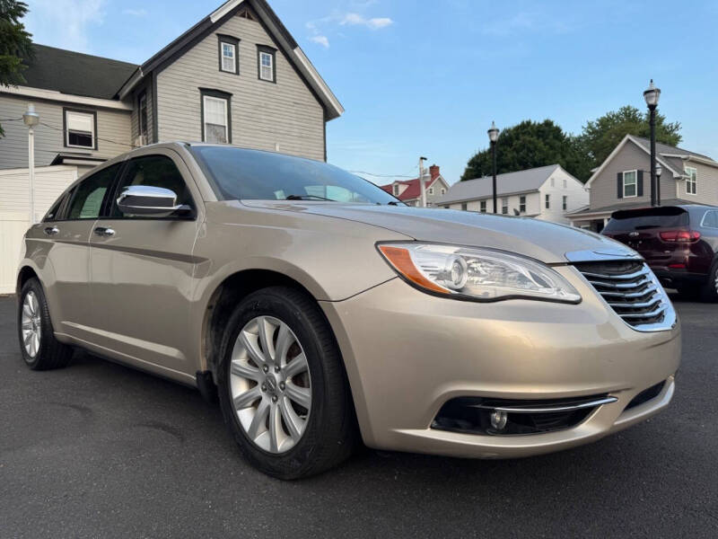 2014 Chrysler 200 Limited