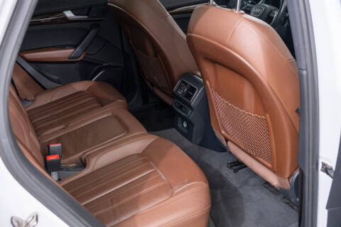 2018 Audi Q5 2.0T quattro Premium Plus