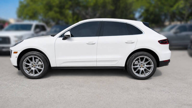 2017 Porsche Macan S