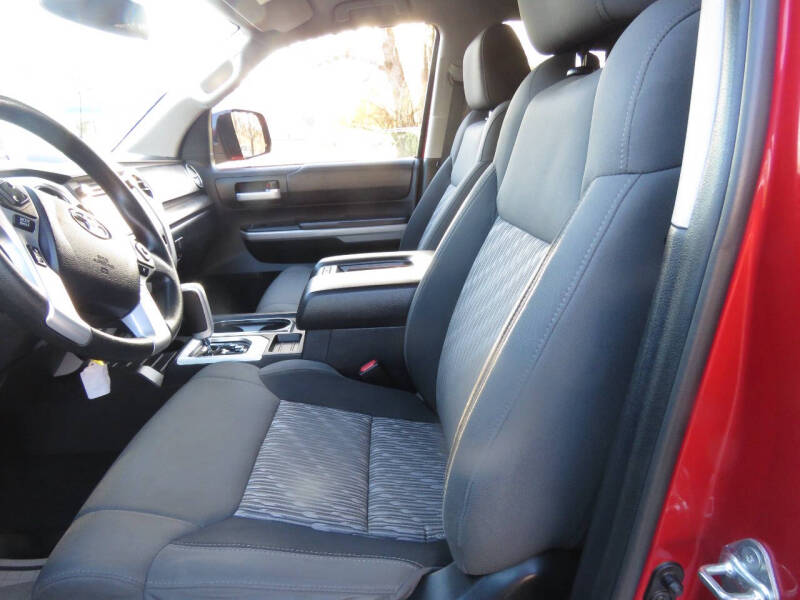 2019 Toyota Tundra SR5