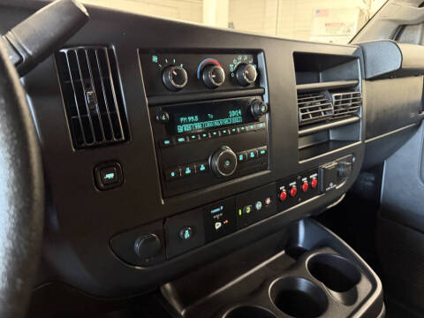 2016 Chevrolet Express 2500