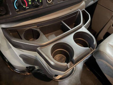 2010 Ford E-Series E-350 SD