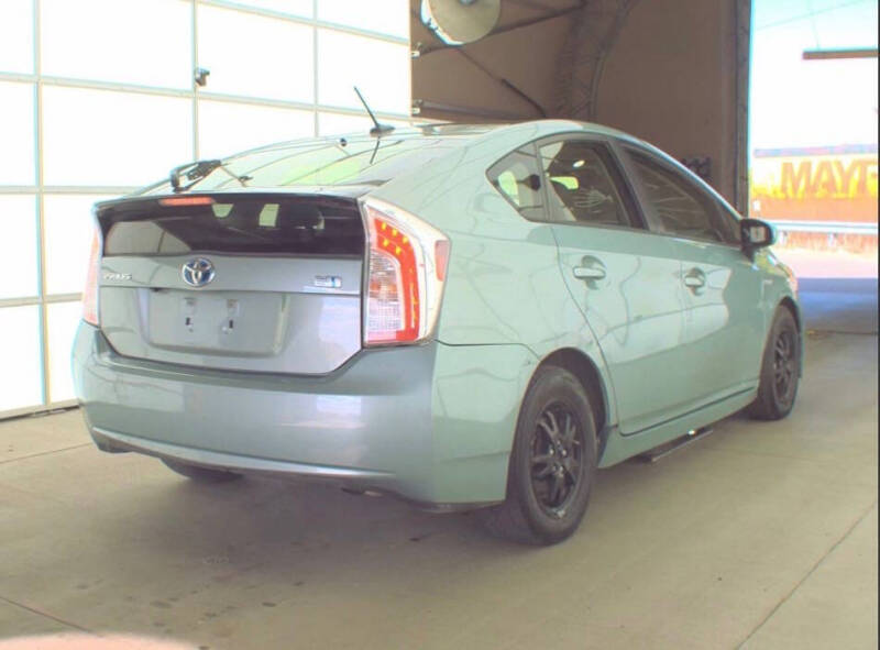 2014 Toyota Prius Three