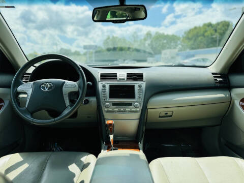 2011 Toyota Camry XLE V6