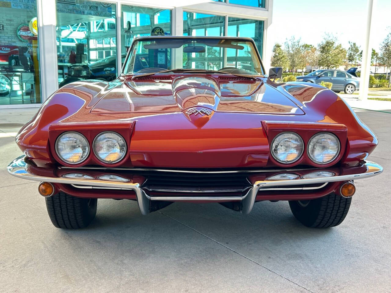 1965 Chevrolet Corvette 3