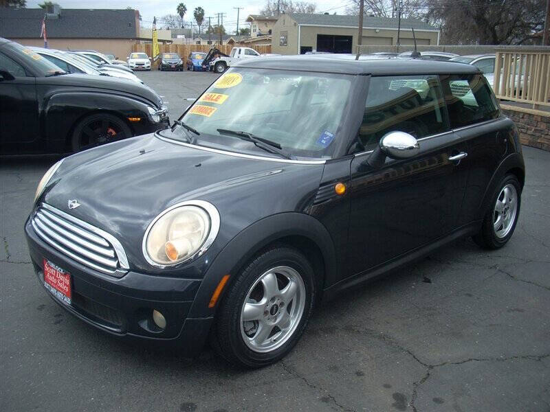 Black 2008 MINI Cooper Base Base 2dr Hatchback 2