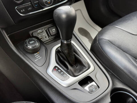 2017 Jeep Cherokee Overland