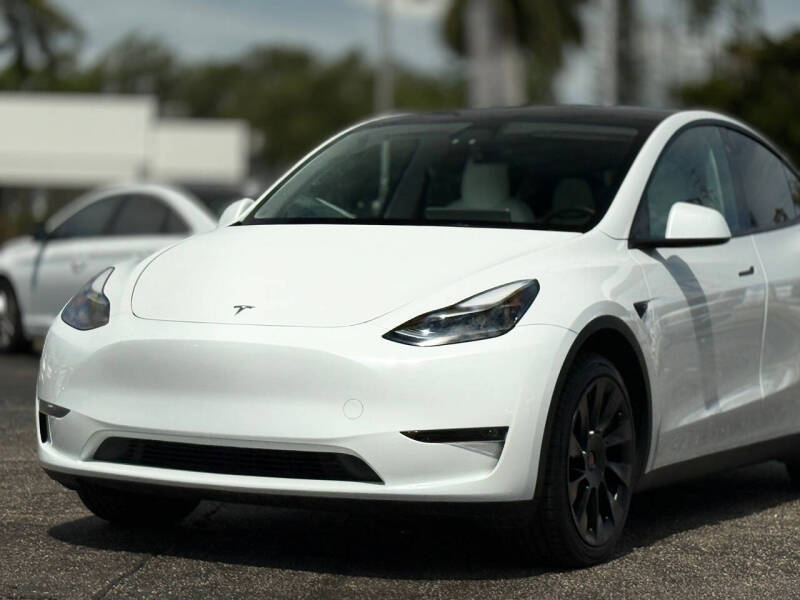 2023 Tesla Model Y Long Range
