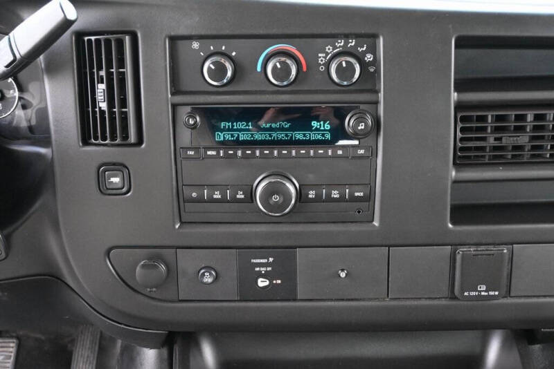 2017 GMC Savana 2500