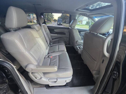 2011 Honda Odyssey EX-L w/DVD