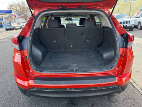 2017 Hyundai Tucson SE