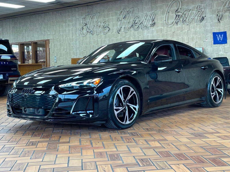 2024 Audi e-tron GT quattro Premium Plus