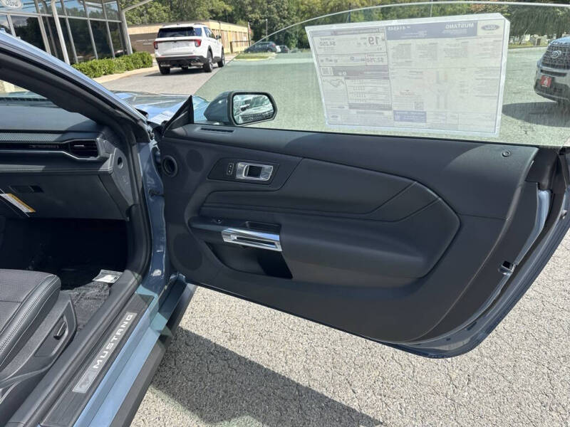 2025 Ford Mustang GT Premium