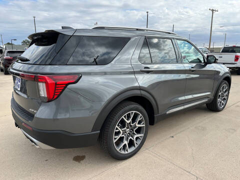 2025 Ford Explorer Platinum