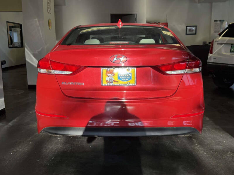 2017 Hyundai Elantra