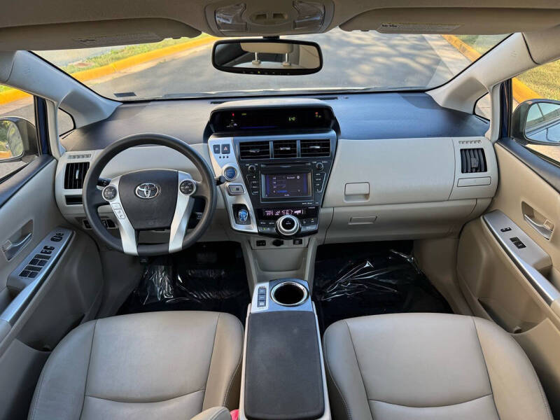 2012 Toyota Prius v Three