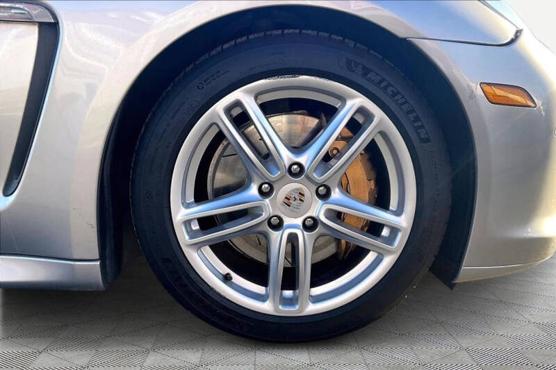 2012 Porsche Panamera