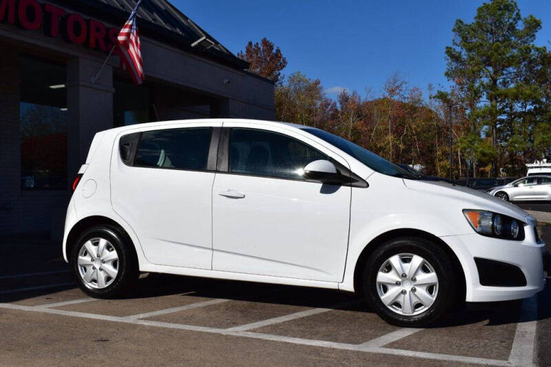 2016 Chevrolet Sonic LS Auto
