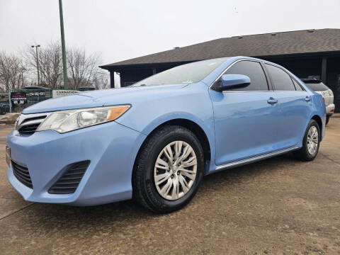 2012 Toyota Camry for sale at CarNation Auto Group in Alliance OH