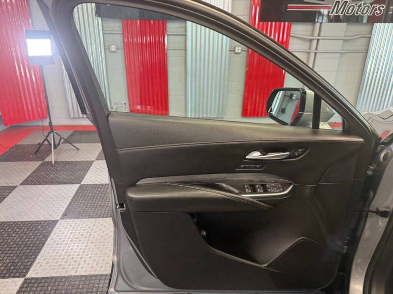 2024 Cadillac XT4 Premium Luxury