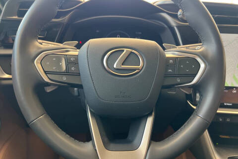 2023 Lexus RZ 450e Luxury