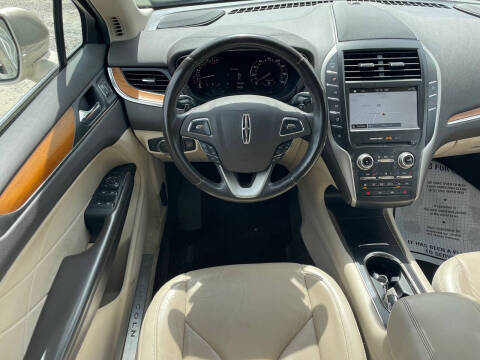 2017 Lincoln MKC Select