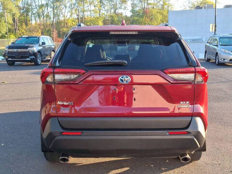 2021 Toyota RAV4 Hybrid XLE