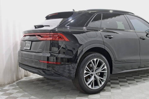 2020 Audi Q8 quattro Premium 55 TFSI