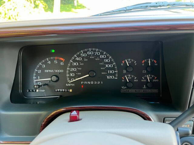 2000 Cadillac Escalade