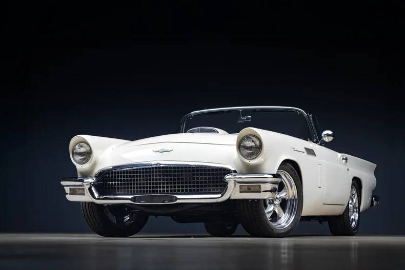 1957 Ford Thunderbird